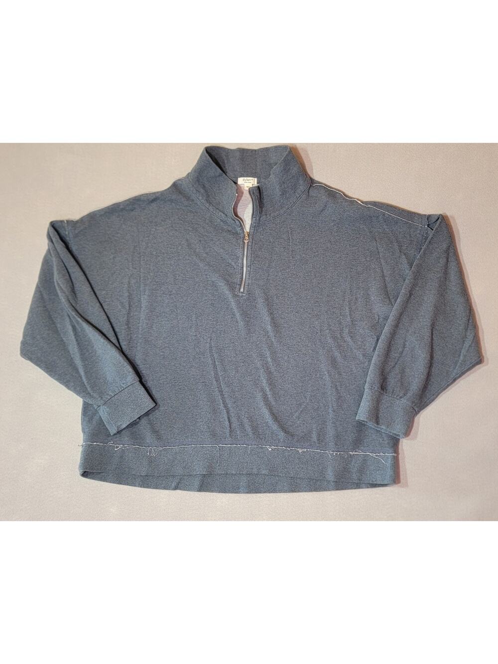 Dylan by True Grit Women's XL Blue 1/4 Zip Sweatshirt Pleat Shoulder Raw Hem
